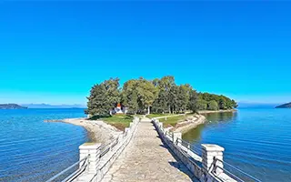 Красивый остров, на который можно дойти пешком!